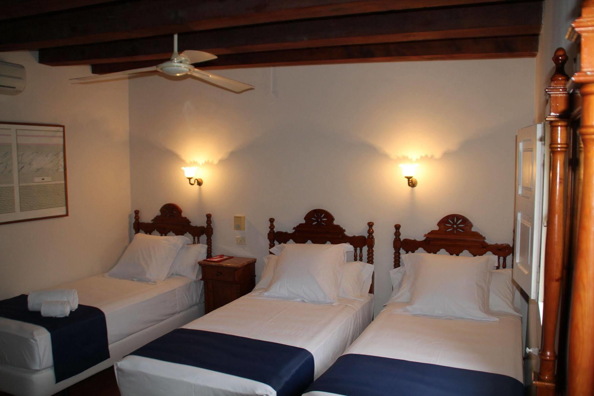 Hotel Medium Renaixenca ซีเจส ภายนอก รูปภาพ